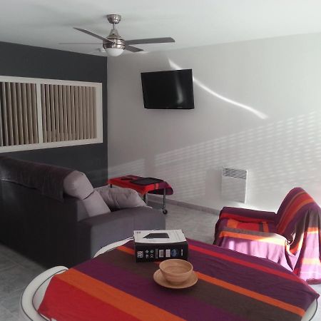 شقة T2 50M2 Belle Vue Calme Centre Port Parking آجد المظهر الخارجي الصورة